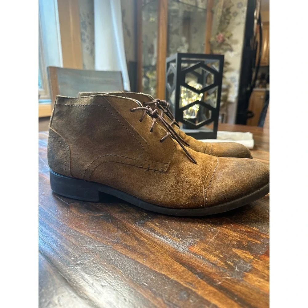 Clarks Mens Suede Chukka Boots Tan Brown Cap Toe Lace Up Ankle Boots 12M 63291